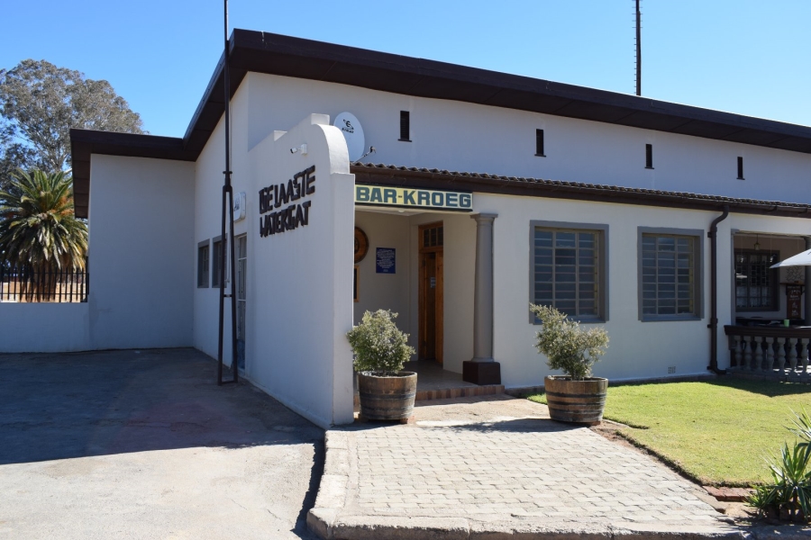 Commercial Property for Sale in Willowmore Eastern Cape